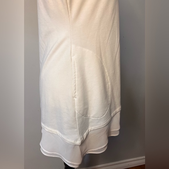 LOGO Womans Cream Colored Tunic for Beach, Bed or out on the Town!! - Picture 5 of 11